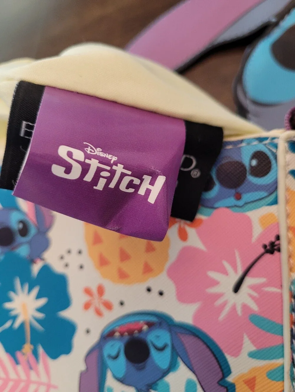 Disney Stitch Tropical Kids Crossbody Bagdisney with change purse.